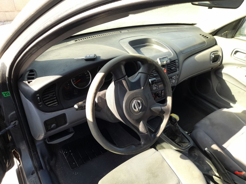 nissan almera ii hatchback (n16) del año 2003