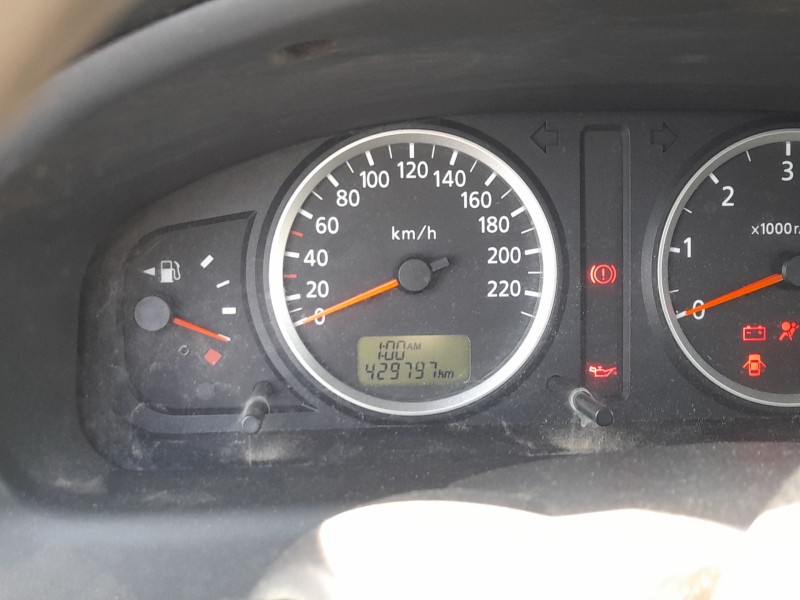 nissan almera ii hatchback (n16) del año 2003