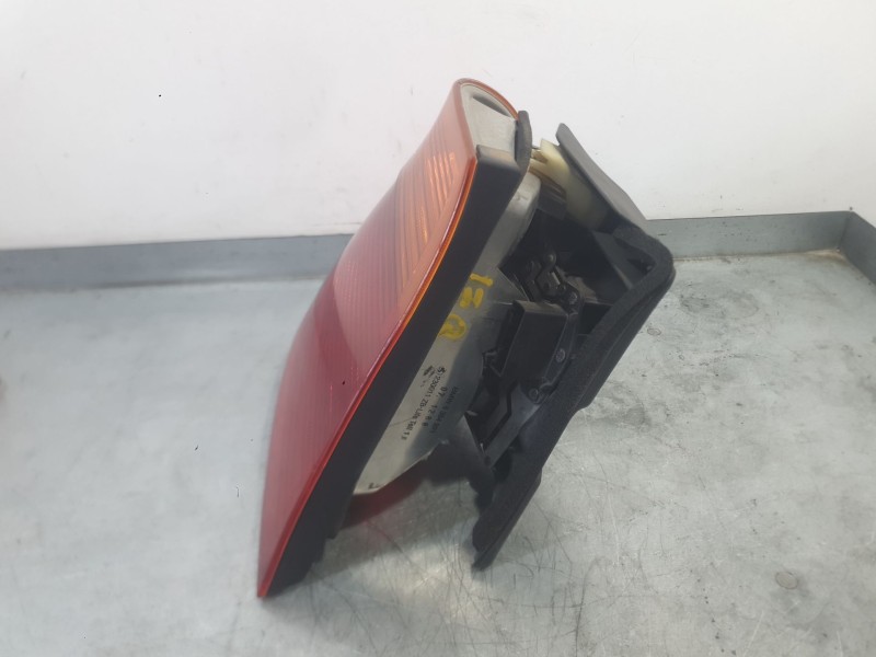 Recambio de piloto trasero izquierdo exterior para bmw 3 (e46) 316 i referencia OEM IAM 63218364921  