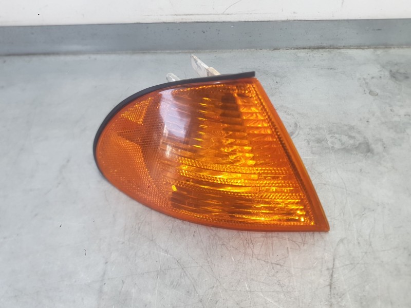 Recambio de piloto delantero derecho para bmw 3 (e46) 316 i referencia OEM IAM 63137165848  