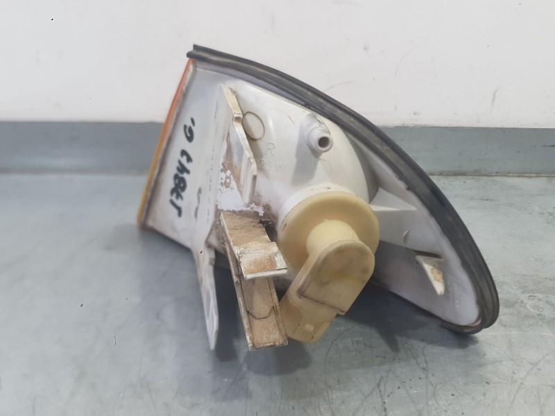 Recambio de piloto delantero derecho para bmw 3 (e46) 316 i referencia OEM IAM 63137165848  