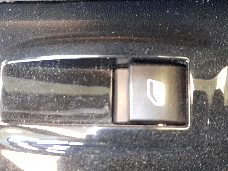 Recambio de mando elevalunas delantero derecho para citroën c3 iii (sx) 1.5 bluehdi 100 (sxyhyp, sxyhtu) referencia OEM IAM 9676