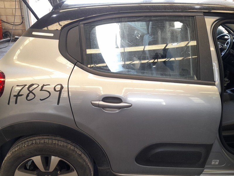 Recambio de puerta trasera derecha para citroën c3 iii (sx) 1.5 bluehdi 100 (sxyhyp, sxyhtu) referencia OEM IAM 9812716680  
