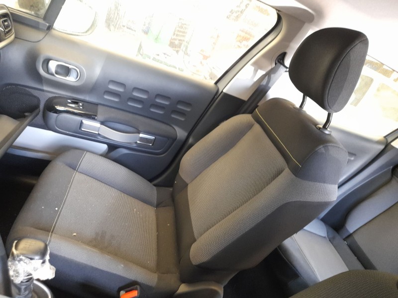 Recambio de asiento delantero derecho para citroën c3 iii (sx) 1.5 bluehdi 100 (sxyhyp, sxyhtu) referencia OEM IAM   
