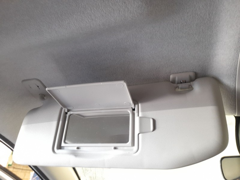 Recambio de parasol izquierdo para citroën c3 iii (sx) 1.5 bluehdi 100 (sxyhyp, sxyhtu) referencia OEM IAM 96738898BJ  