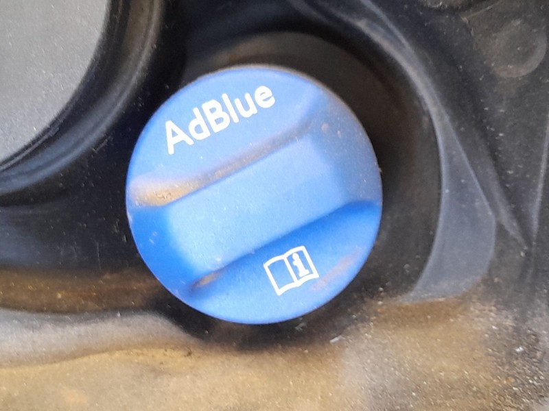 Recambio de deposito adblue para citroën c3 iii (sx) 1.5 bluehdi 100 (sxyhyp, sxyhtu) referencia OEM IAM 9828443980  