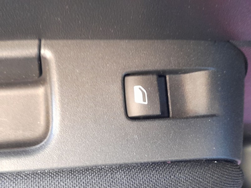 Recambio de mando elevalunas trasero izquierdo para citroën c3 aircross i (2r_, 2c_) 1.5 bluehdi 110 referencia OEM IAM 96762292