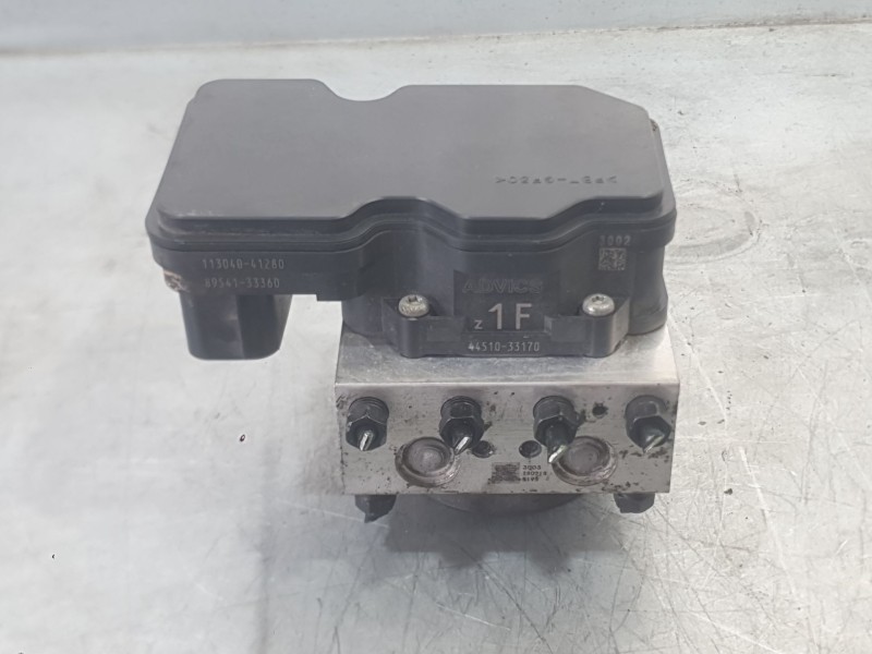 Recambio de abs para lexus es 300h referencia OEM IAM 4405033A50  
