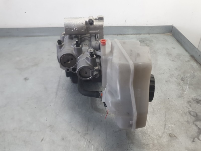 Recambio de servofreno para lexus es 300h referencia OEM IAM   