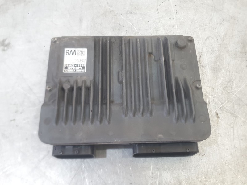Recambio de centralita motor uce para lexus es 300h referencia OEM IAM   