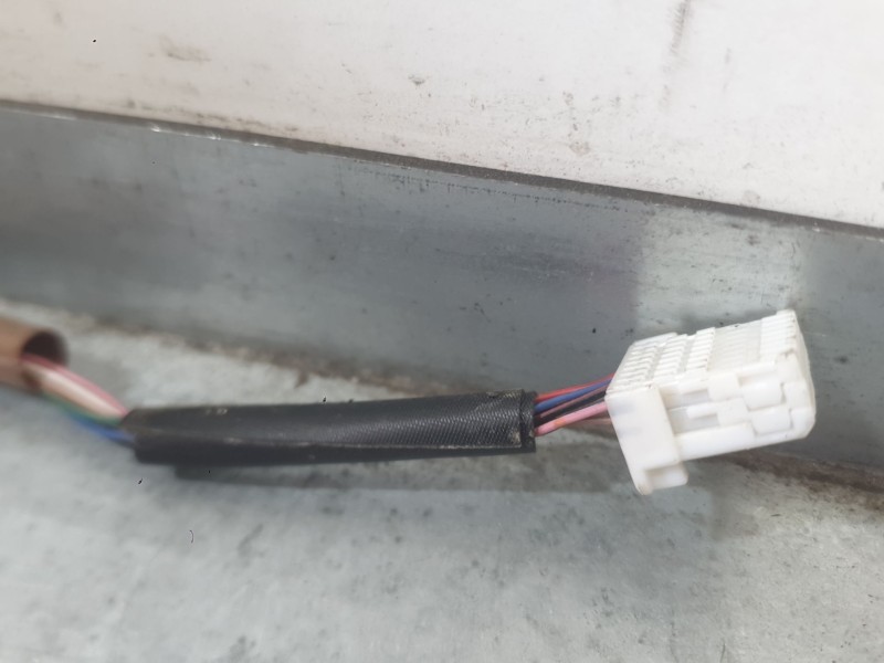Recambio de retrovisor izquierdo para lexus es 300h referencia OEM IAM 8794033F11A1  ELECTRICO , TOCADO