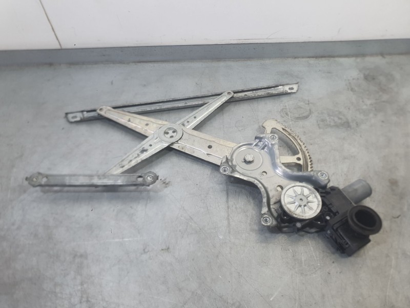 Recambio de elevalunas delantero izquierdo para lexus es 300h referencia OEM IAM 6980278020  ELECTRICO