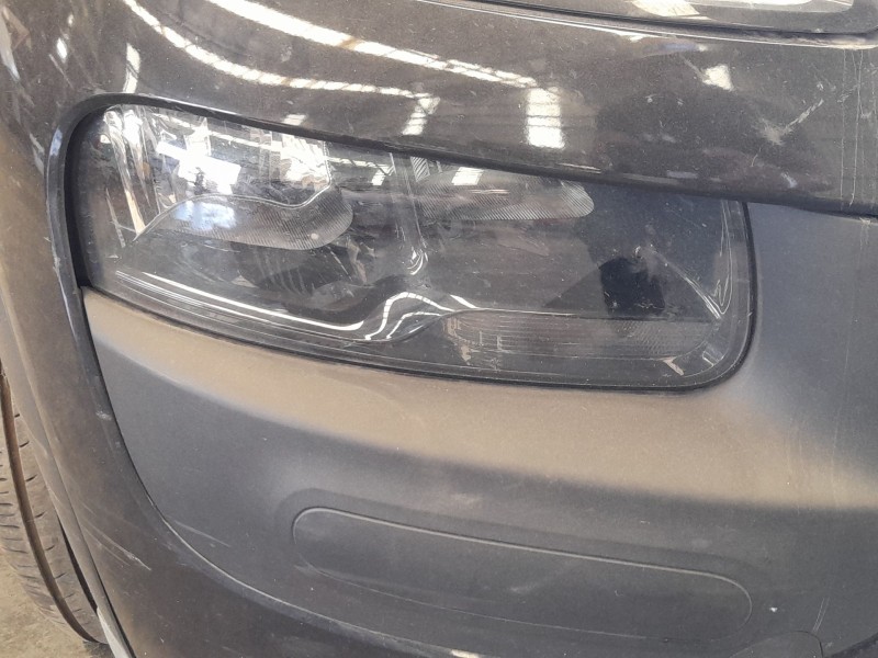 Recambio de faro derecho para citroën c4 cactus 1.2 vti 82 referencia OEM IAM 9800901280  