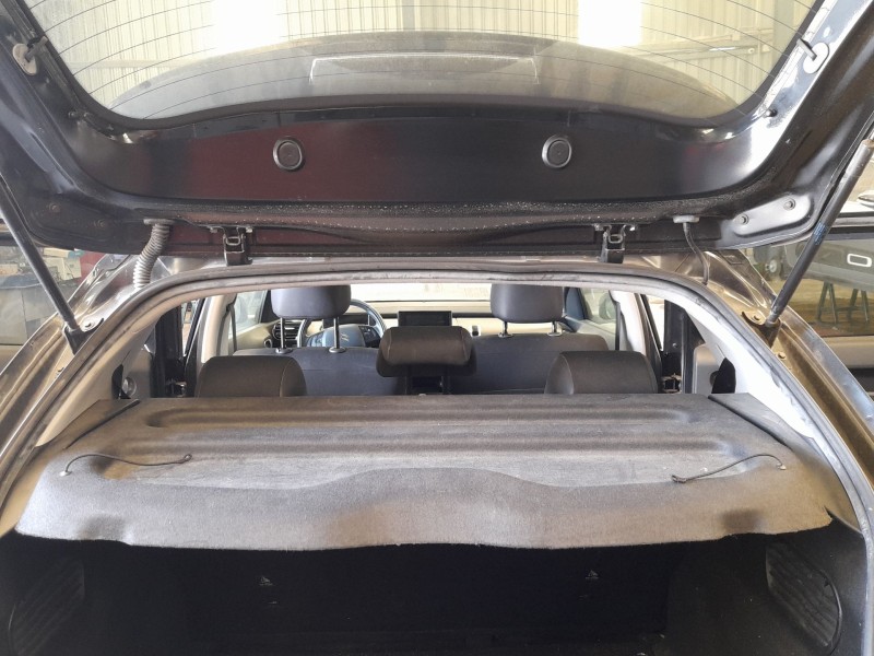 Recambio de bandeja trasera para citroën c4 cactus 1.2 vti 82 referencia OEM IAM 98013537ZD  