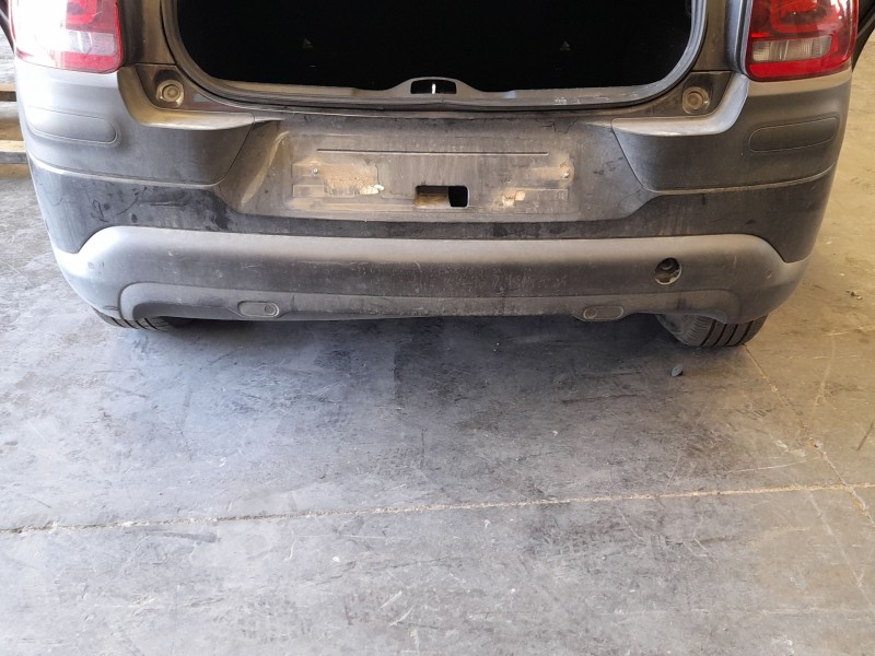 Recambio de paragolpes trasero para citroën c4 cactus 1.2 vti 82 referencia OEM IAM 1611428480  