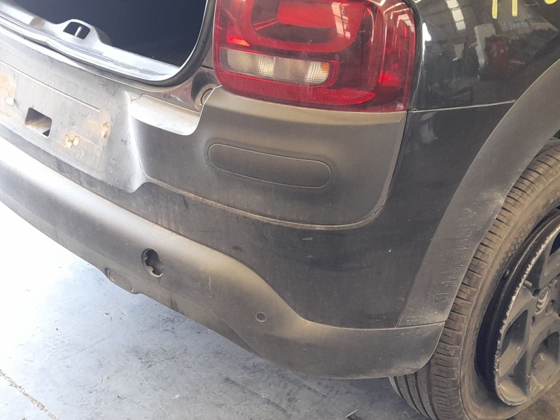 Recambio de paragolpes trasero para citroën c4 cactus 1.2 vti 82 referencia OEM IAM 1611428480  