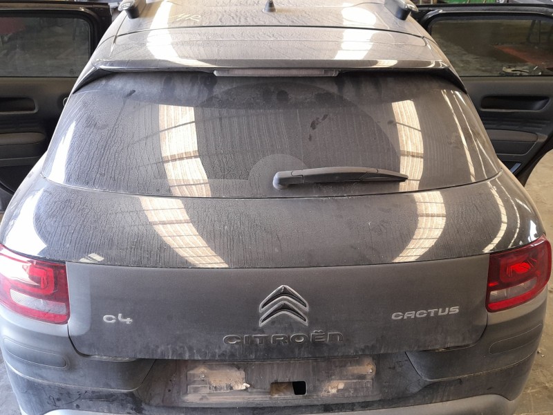 Recambio de porton trasero para citroën c4 cactus 1.2 vti 82 referencia OEM IAM 9800805380  
