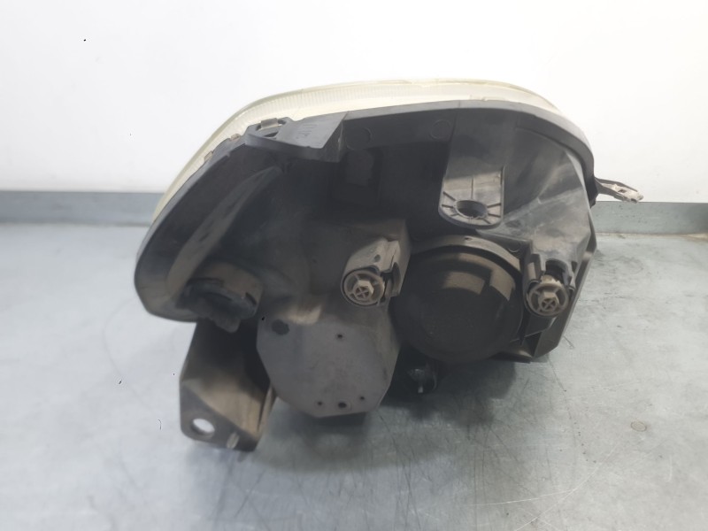 Recambio de faro izquierdo para fiat grande punto (199_) 1.2 referencia OEM IAM 51701593  
