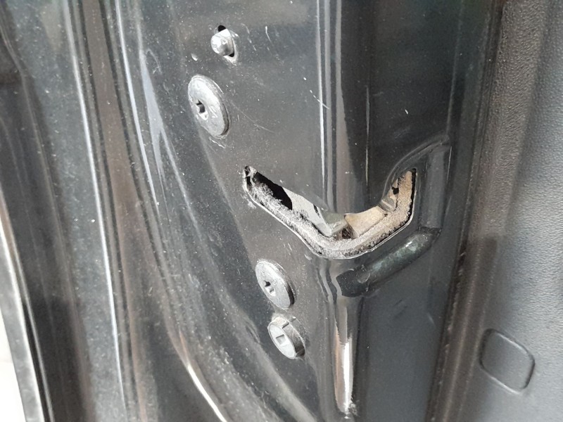 Recambio de cerradura puerta delantera izquierda para citroën c4 cactus 1.2 vti 82 referencia OEM IAM 9819038580  