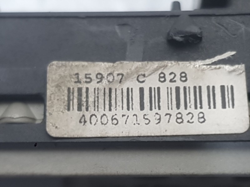 Recambio de mando elevalunas delantero izquierdo para fiat grande punto (199_) 1.2 referencia OEM IAM 735411026  