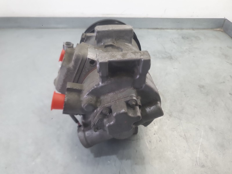 Recambio de compresor aire acondicionado para toyota rav 4 iii (_a3_) 2.0 (zsa35_) referencia OEM IAM 8831042320  