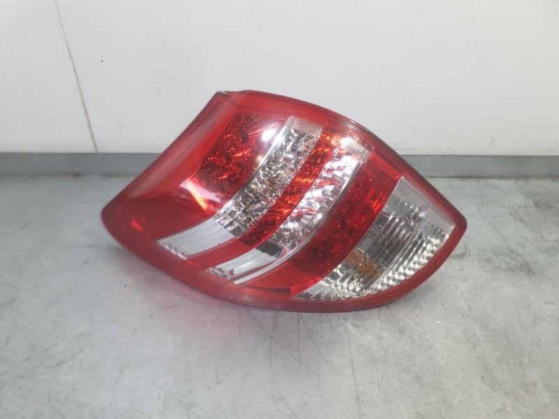 Recambio de piloto trasero izquierdo para toyota rav 4 iii (_a3_) 2.0 (zsa35_) referencia OEM IAM 8156142091  