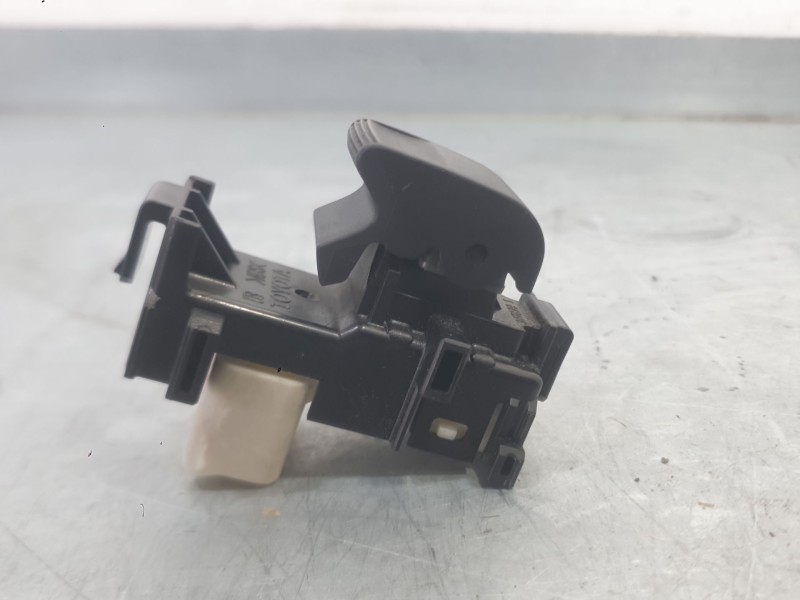 Recambio de mando elevalunas delantero derecho para toyota rav 4 iii (_a3_) 2.0 (zsa35_) referencia OEM IAM 848100D030  