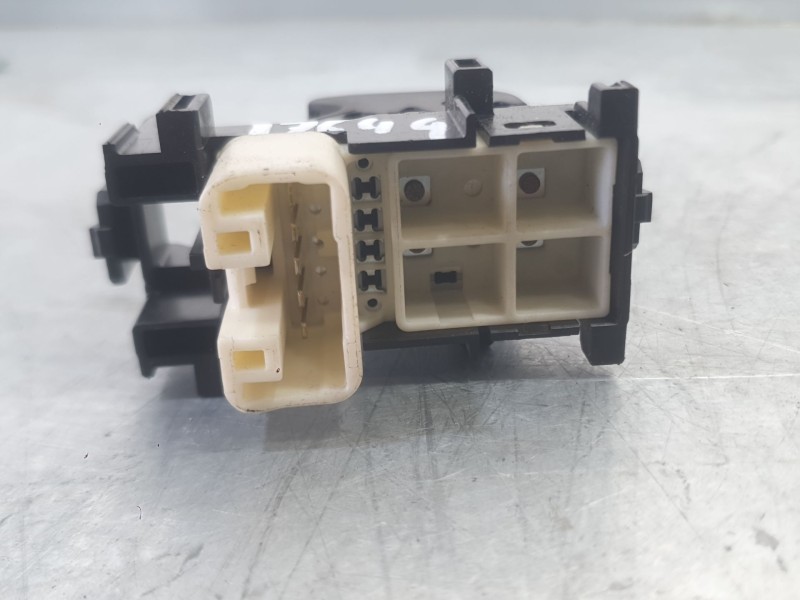 Recambio de mando elevalunas trasero izquierdo para toyota rav 4 iii (_a3_) 2.0 (zsa35_) referencia OEM IAM 848100D030  