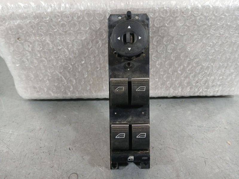 Recambio de mando elevalunas delantero izquierdo para ford kuga ii (dm2) 2.0 tdci referencia OEM IAM 2033890 C/MANDO RETROVISOR 