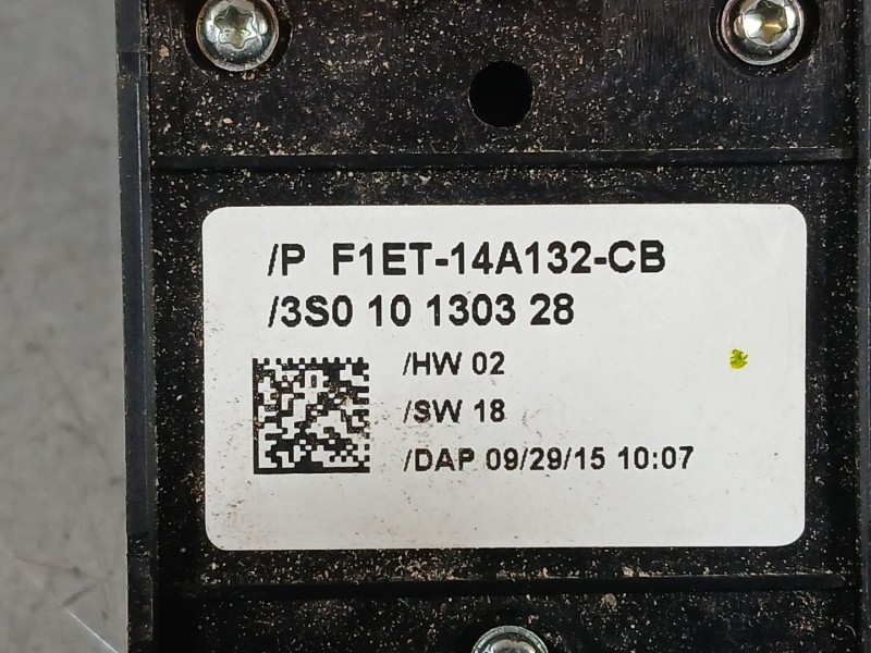 Recambio de mando elevalunas delantero izquierdo para ford kuga ii (dm2) 2.0 tdci referencia OEM IAM 2033890 C/MANDO RETROVISOR 