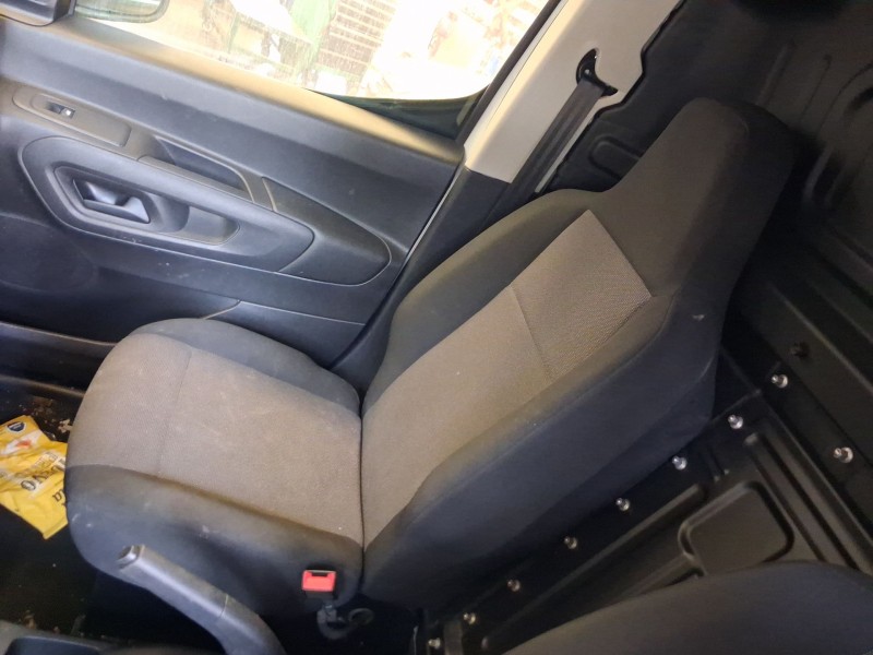 Recambio de asiento delantero derecho para fiat doblo furgoneta/monovolumen (510_, 511_) bluehdi 100 referencia OEM IAM   