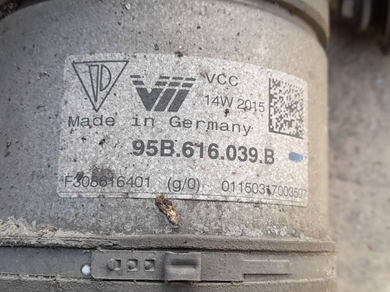 Recambio de amortiguador delantero derecho para porsche macan (95b) 3.0 s diesel referencia OEM IAM 95B413031AD  