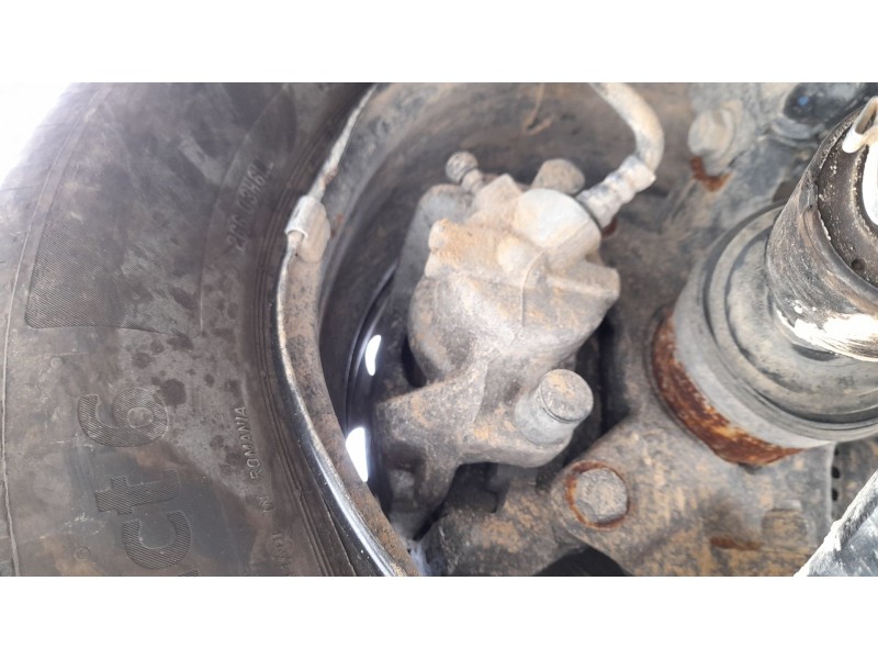 Recambio de pinza freno delantera derecha para mitsubishi colt 100t motion referencia OEM IAM MQ006670  