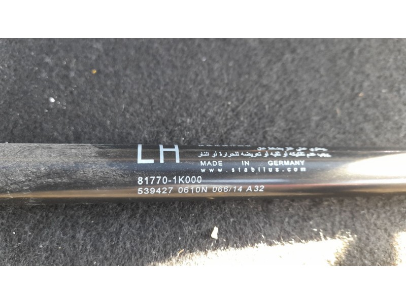 Recambio de amortiguadores maletero / porton para hyundai ix20 (jc) 1.6 crdi referencia OEM IAM 817701K000  