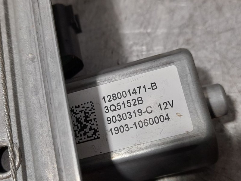 Recambio de elevalunas trasero derecho para renault captur expression referencia OEM IAM 128001471  ELECTRICO