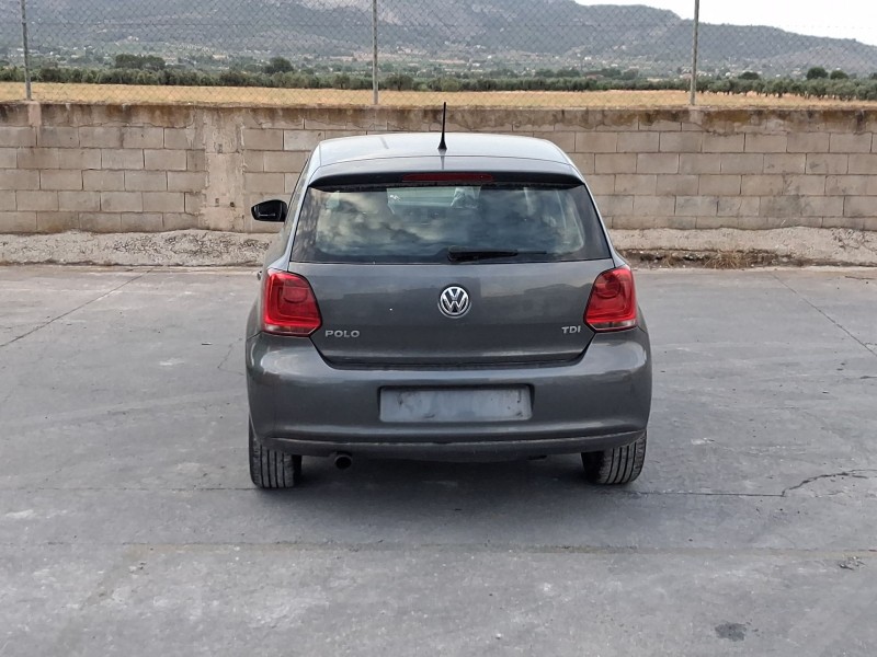 volkswagen polo v (6r1, 6c1) del año 2010