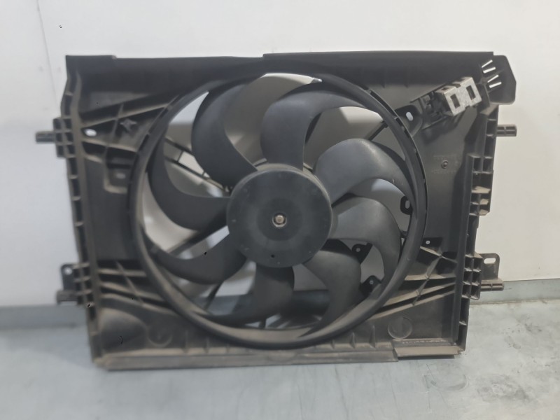 Recambio de electroventilador para renault clio iv (bh_) 1.5 dci 90 referencia OEM IAM 214818009R 214818664R 214753416R