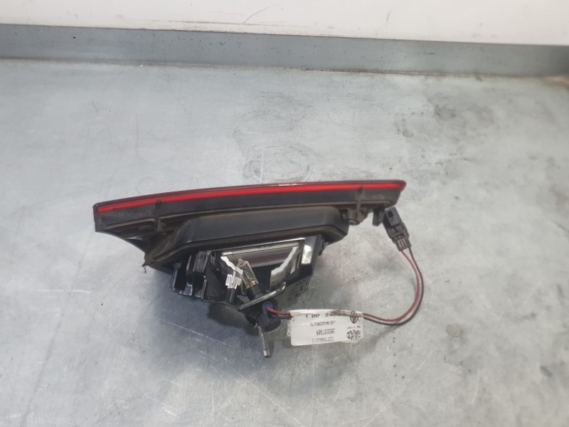 Recambio de piloto trasero derecho interior para renault clio iv (bh_) 1.5 dci 90 referencia OEM IAM 265505796R  