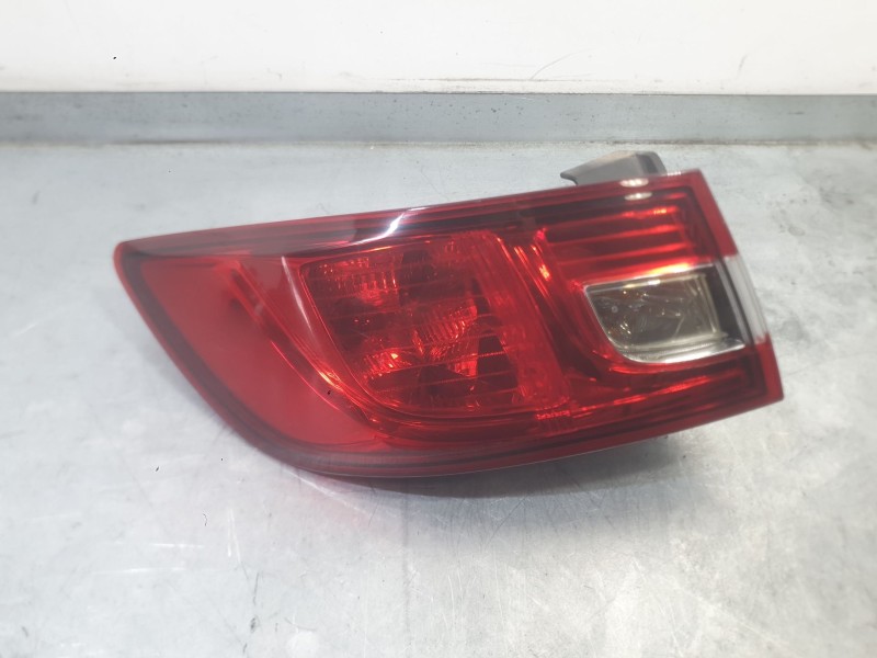 Recambio de piloto trasero izquierdo exterior para renault clio iv (bh_) 1.5 dci 90 referencia OEM IAM 265554091R  