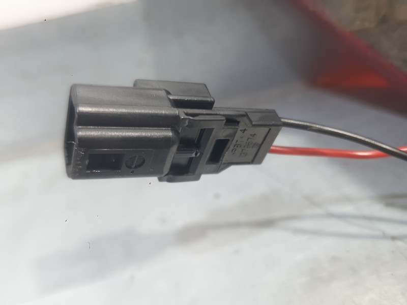 Recambio de piloto trasero izquierdo interior para renault clio iv (bh_) 1.5 dci 90 referencia OEM IAM 265552424R  