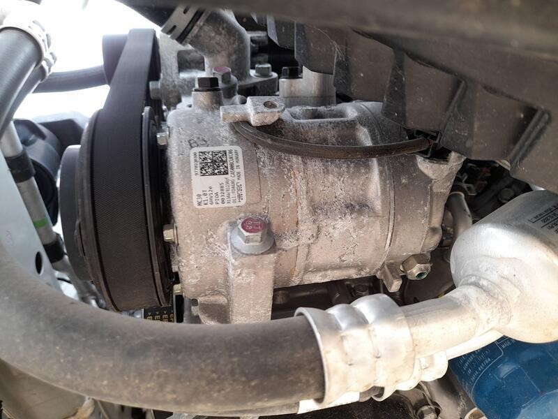 Recambio de compresor aire acondicionado para hyundai i20 iii (bc3, bi3) 1.0 t-gdi referencia OEM IAM 97701Q0300  