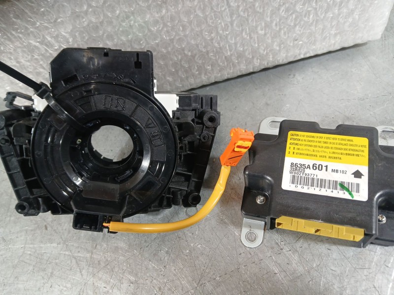 Recambio de kit airbag para mitsubishi mirage / space star vi hatchback (a0_a) 1.2 referencia OEM IAM 7030A652XA C/SALPICADERO Y