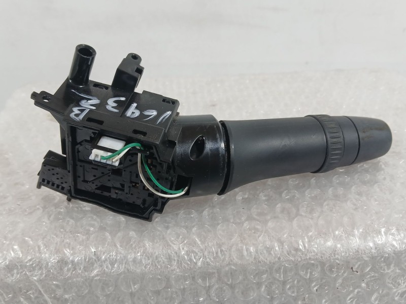 Recambio de mando intermitentes para mitsubishi mirage / space star vi hatchback (a0_a) 1.2 referencia OEM IAM   