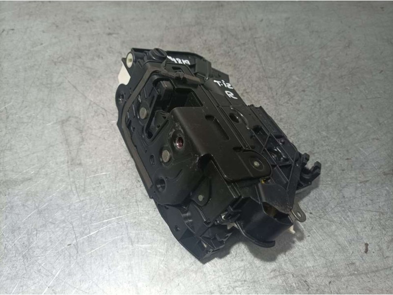 Recambio de cerradura puerta trasera izquierda para volkswagen tiguan (5n1) advance bluemotion referencia OEM IAM 5N0839015G  EL
