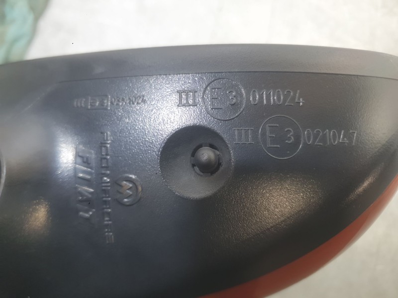 Recambio de retrovisor derecho para fiat 500 (312_) 1.4 (312axc1b, 312cxc1b) referencia OEM IAM 735655731  