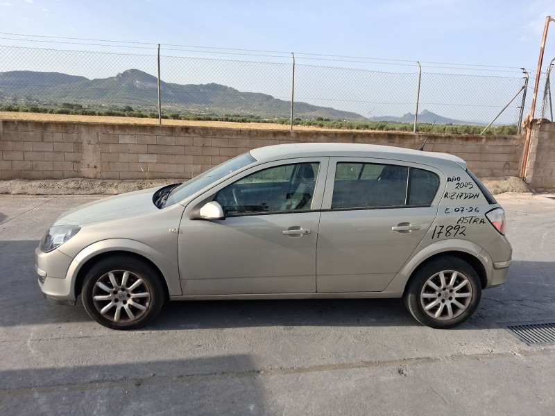opel astra h (a04) del año 2005
