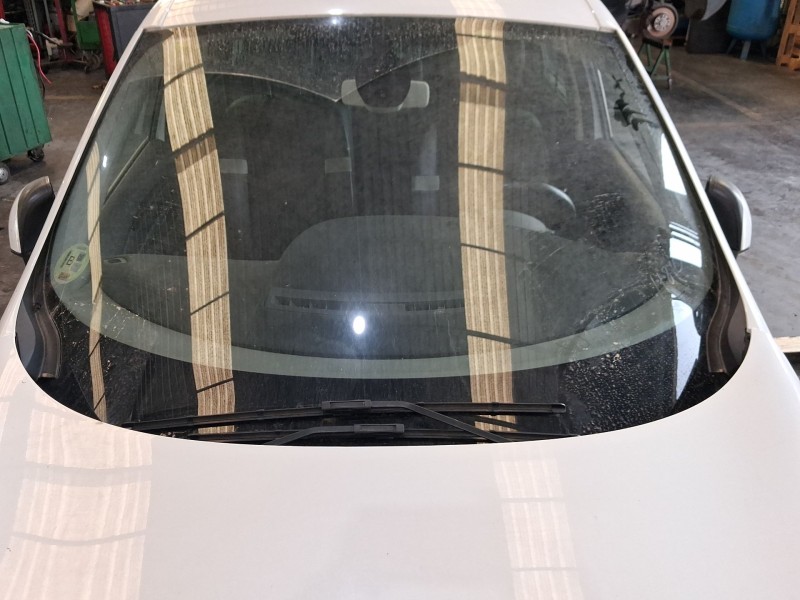 Recambio de parabrisas para renault grand scénic iii (jz0/1_) 1.6 dci (jz00, jz12) referencia OEM IAM 727126097R  