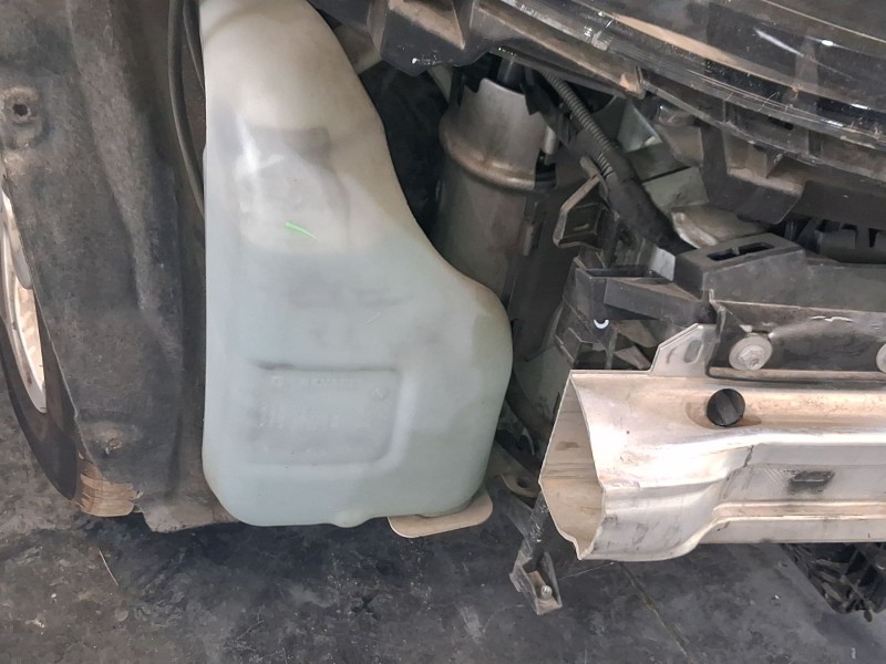 Recambio de deposito limpia para renault grand scénic iii (jz0/1_) 1.6 dci (jz00, jz12) referencia OEM IAM 289104118R  