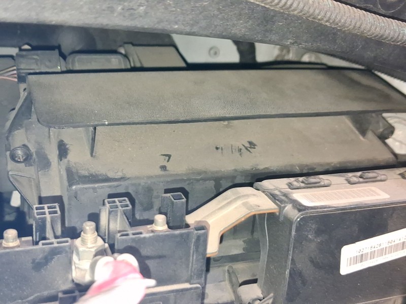 Recambio de carcasa filtro aire para renault grand scénic iii (jz0/1_) 1.6 dci (jz00, jz12) referencia OEM IAM 8200947663  