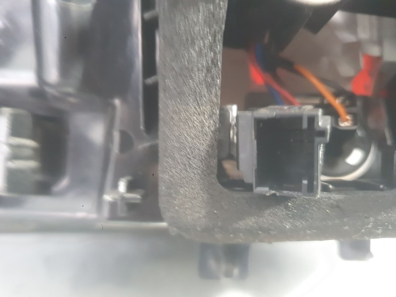 Recambio de piloto trasero derecho exterior para peugeot 3008 ii suv (mc_, mr_, mj_, m4_) 1.5 bluehdi 130 referencia OEM IAM 981